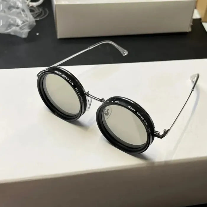🔥2026 Heißer Verkauf🕶️Sonnenbrille mit einstellbarer Tönung Sonnenschutz für draußen – unverzichtbar für Reisen