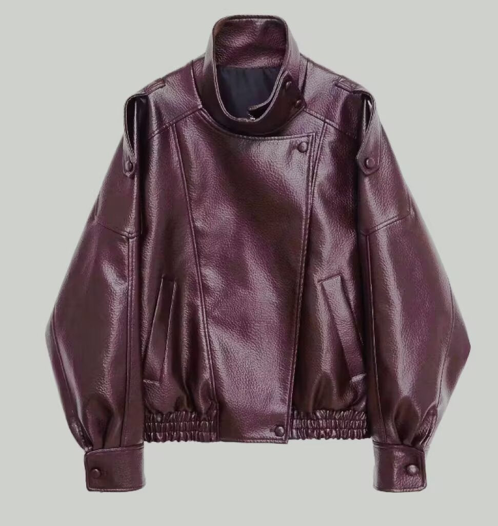 Schwarze Kunstlederjacke mit Stehkragen, übergroße Motorradjacke