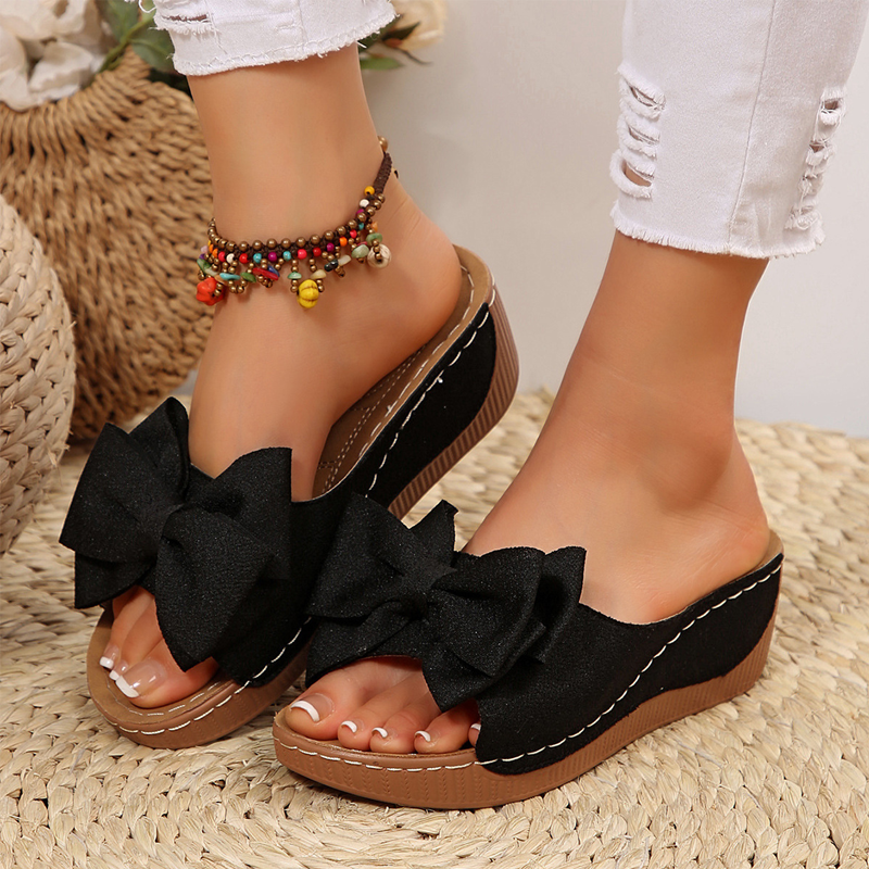 👡 50% RABATT! 🎀 Damen-Bowknot Zehenfreie Keilabsatz-Sandalen – Stilvoll, Bequem & Perfekt für Sommer & Feste 🌸