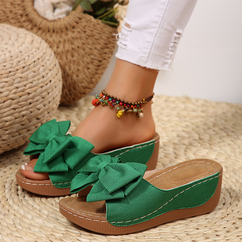 👡 50% RABATT! 🎀 Damen-Bowknot Zehenfreie Keilabsatz-Sandalen – Stilvoll, Bequem & Perfekt für Sommer & Feste 🌸