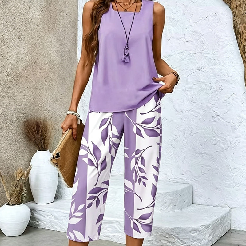 Sleeveless Top & Printed Capri Pants Set