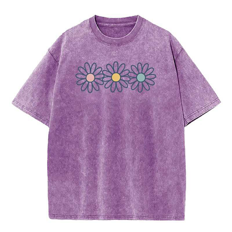 Women's Daisy Graphic T-Shirt